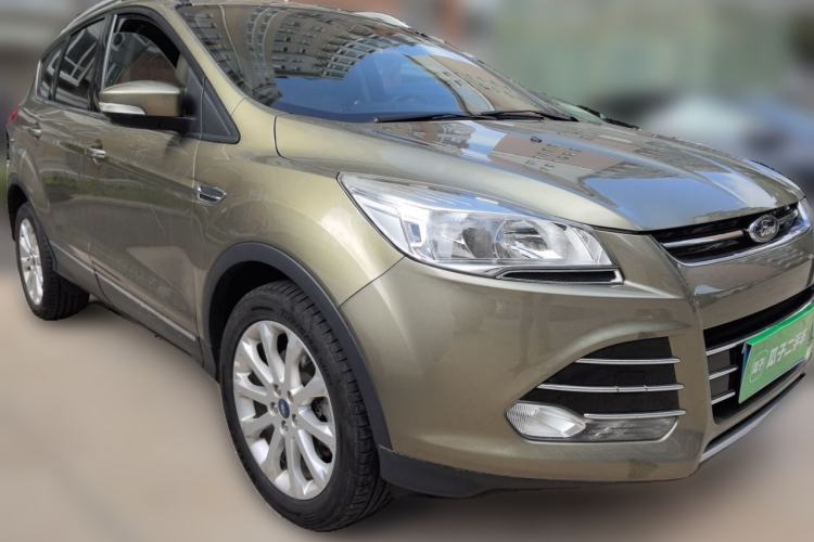 Used Ford Kuga 2013 1.6L GTDi 4x4 Elite Model Front Right 45 Deg