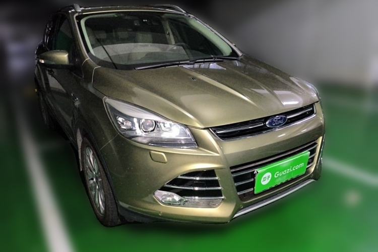 Used Ford Kuga 2013 2.0L GTDi Four-Wheel Drive Premium Model Front Right 45 Deg