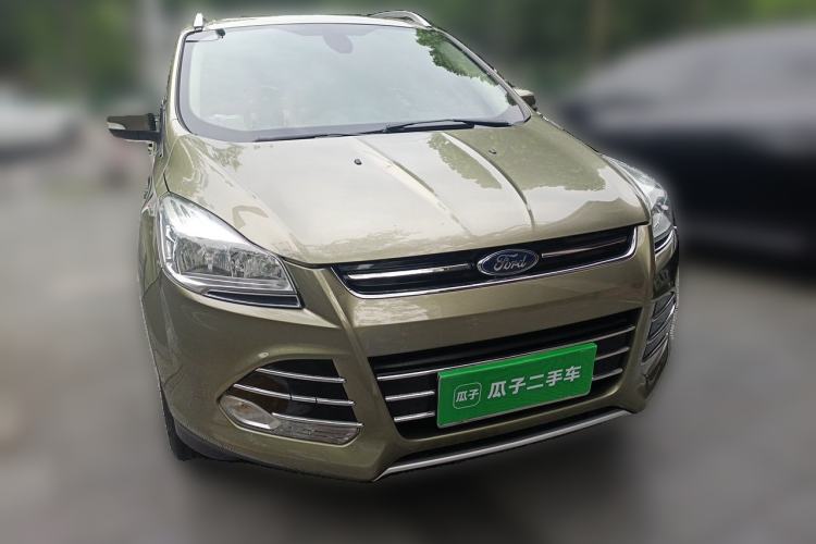 Used Ford Kuga 2013 1.6L GTDi 4x4 Elite Model Front Right 45 Deg