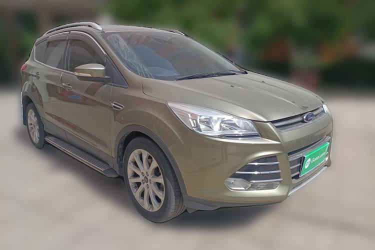 Used Ford Kuga 2013 1.6L GTDi Two-Wheel-Drive Trend Model Front Right 45 Deg