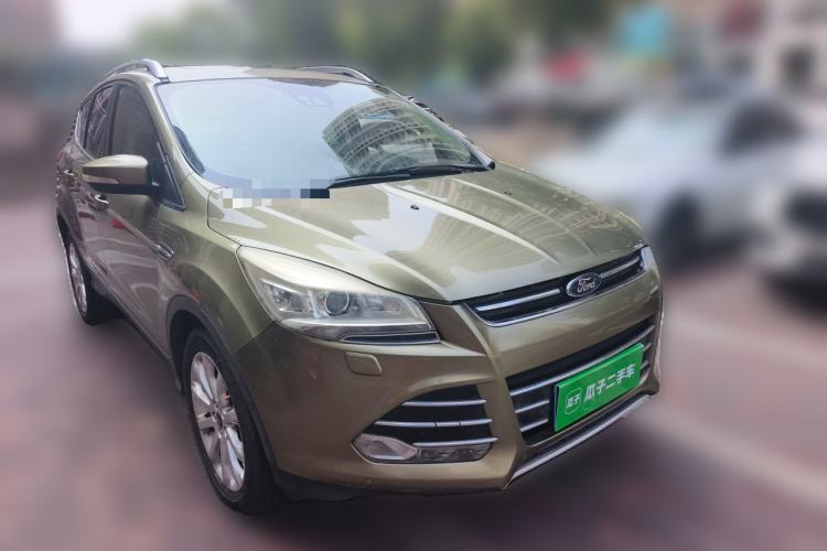 Used Ford Kuga 2013 2.0L GTDi Four-Wheel Drive Premium Model Front Right 45 Deg