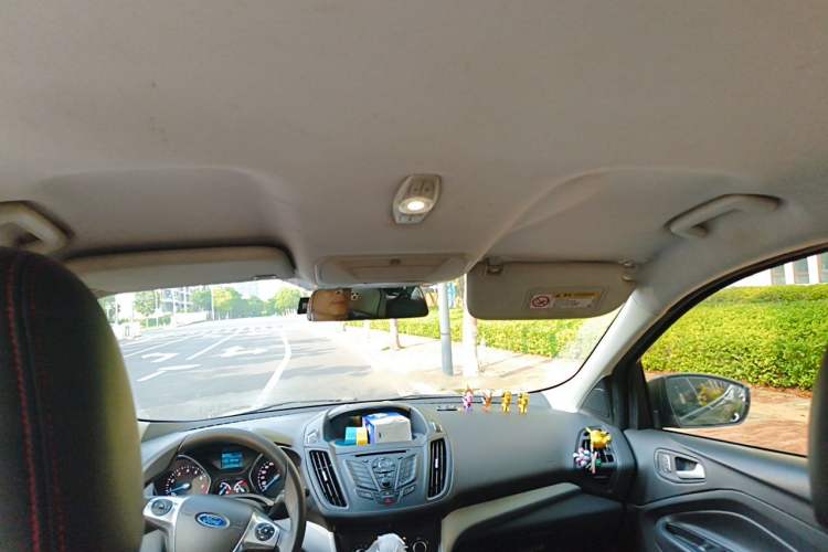 Used Ford Kuga 2013 1.6L GTDi Two-Wheel-Drive Comfort Model Headliner