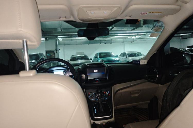 Used Ford Kuga 2013 1.6L GTDi 4x4 Elite Model Headliner