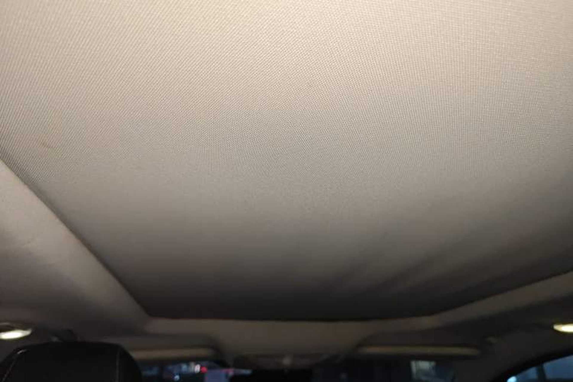 Used Ford Kuga 2013 2.0L GTDi Four-Wheel-Drive Sport Model Headliner