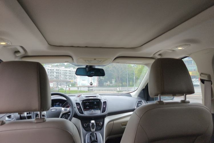 Used Ford Kuga 2013 2.0L GTDi Four-Wheel-Drive Elite Model Headliner