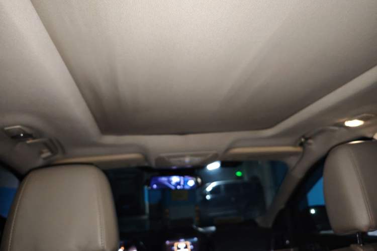 Used Ford Kuga 2013 2.0L GTDi Four-Wheel Drive Premium Model Headliner