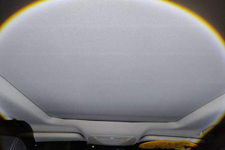 Used Ford Kuga 2013 1.6L GTDi Two-Wheel-Drive Trend Model Headliner