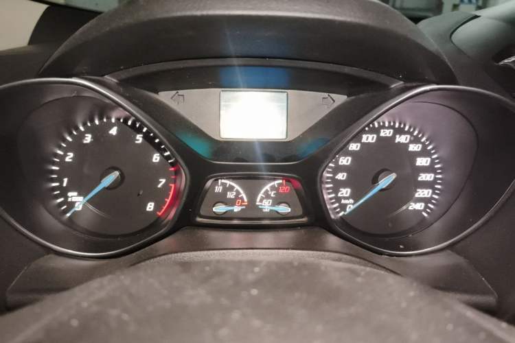 Used Ford Kuga 2013 1.6L GTDi Two-Wheel-Drive Trend Model Instrument Cluster