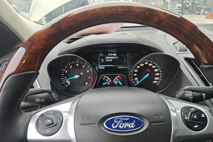Used Ford Kuga 2013 2.0L GTDi Four-Wheel Drive Premium Model Instrument Cluster
