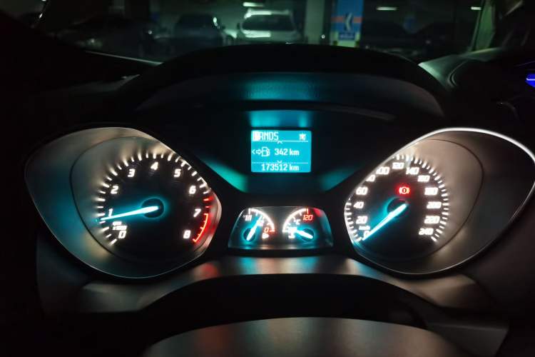 Used Ford Kuga 2013 1.6L GTDi Two-Wheel-Drive Trend Model Instrument Cluster