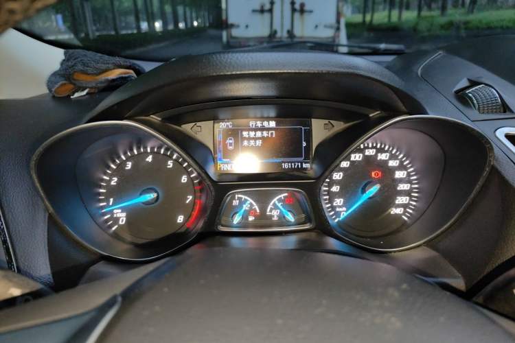 Used Ford Kuga 2013 2.0L GTDi Four-Wheel-Drive Sport Model Instrument Cluster