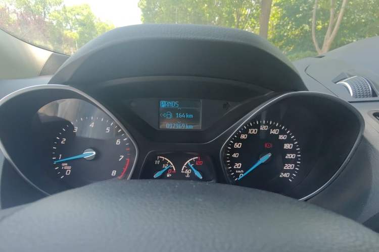 Used Ford Kuga 2013 1.6L GTDi Two-Wheel-Drive Comfort Model Instrument Cluster
