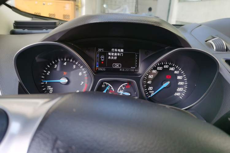 Used Ford Kuga 2013 2.0L GTDi Four-Wheel-Drive Sport Model Instrument Cluster