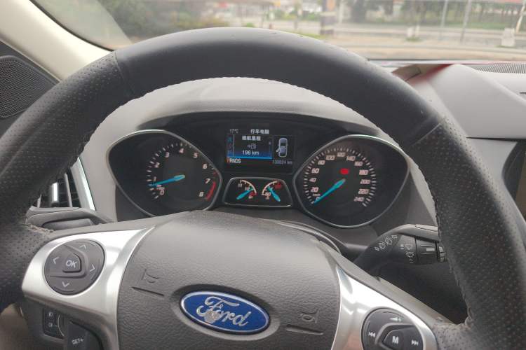 Used Ford Kuga 2013 2.0L GTDi Four-Wheel-Drive Elite Model Instrument Cluster