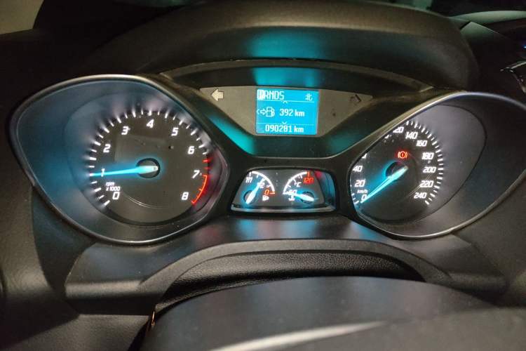 Used Ford Kuga 2013 1.6L GTDi Two-Wheel-Drive Trend Model Instrument Cluster