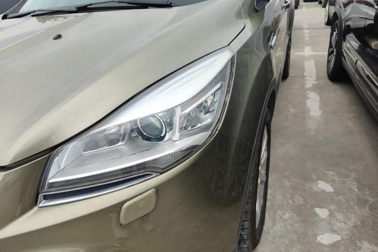 Used Ford Kuga 2013 2.0L GTDi Four-Wheel Drive Premium Model Left Front Headlight