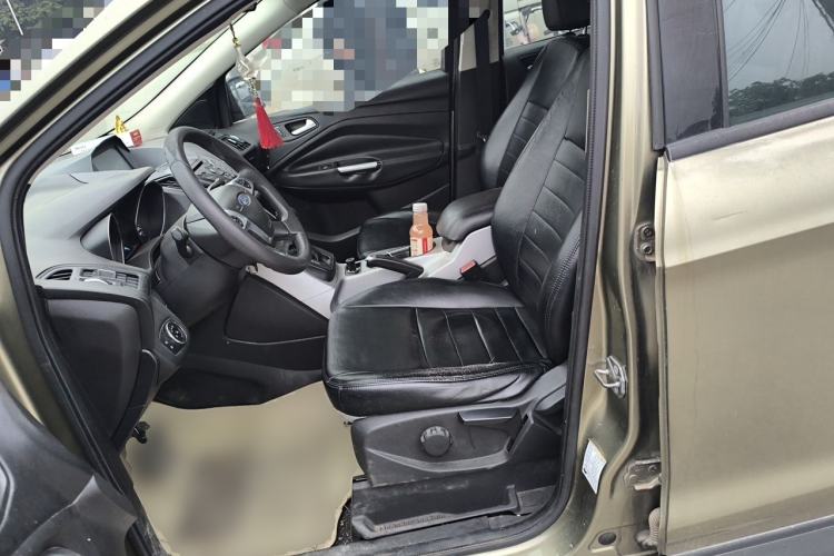 Used Ford Kuga 2013 1.6L GTDi Two-Wheel-Drive Comfort Model Left Front Seat
