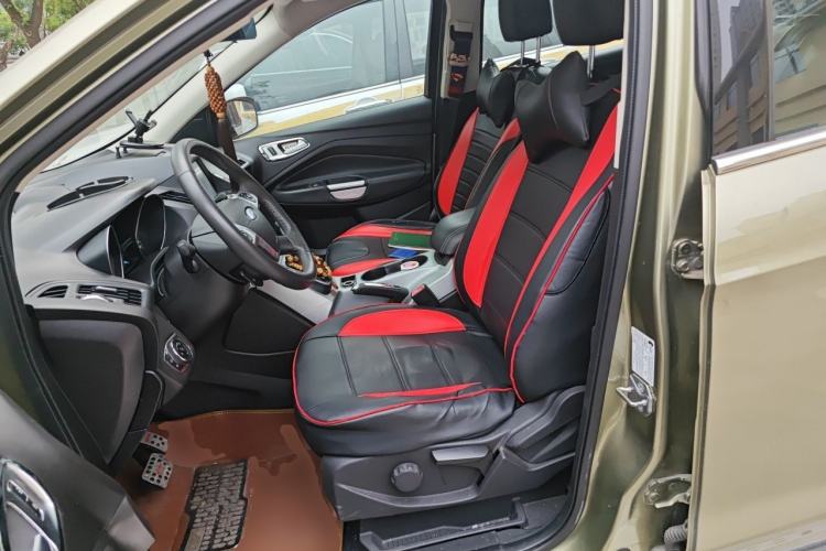 Used Ford Kuga 2013 1.6L GTDi Two-Wheel-Drive Trend Model Left Front Seat