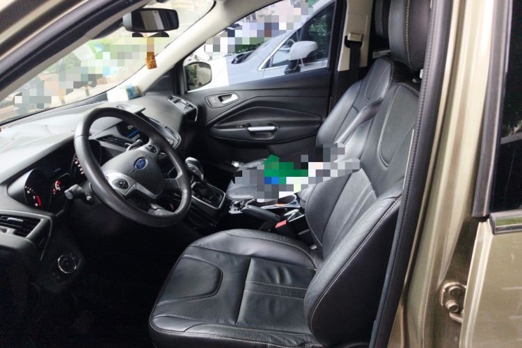Used Ford Kuga 2013 2.0L GTDi Four-Wheel-Drive Sport Model Left Front Seat