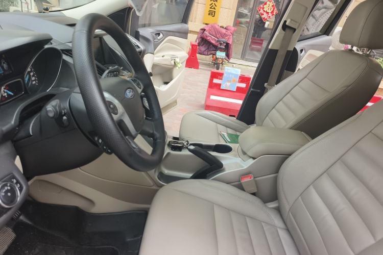 Used Ford Kuga 2013 2.0L GTDi Four-Wheel Drive Premium Model Left Front Seat