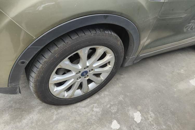 Used Ford Kuga 2013 2.0L GTDi Four-Wheel Drive Premium Model Left Front Wheel Hub