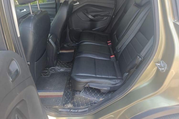 Used Ford Kuga 2013 1.6L GTDi Two-Wheel-Drive Comfort Model Left Rear Seat