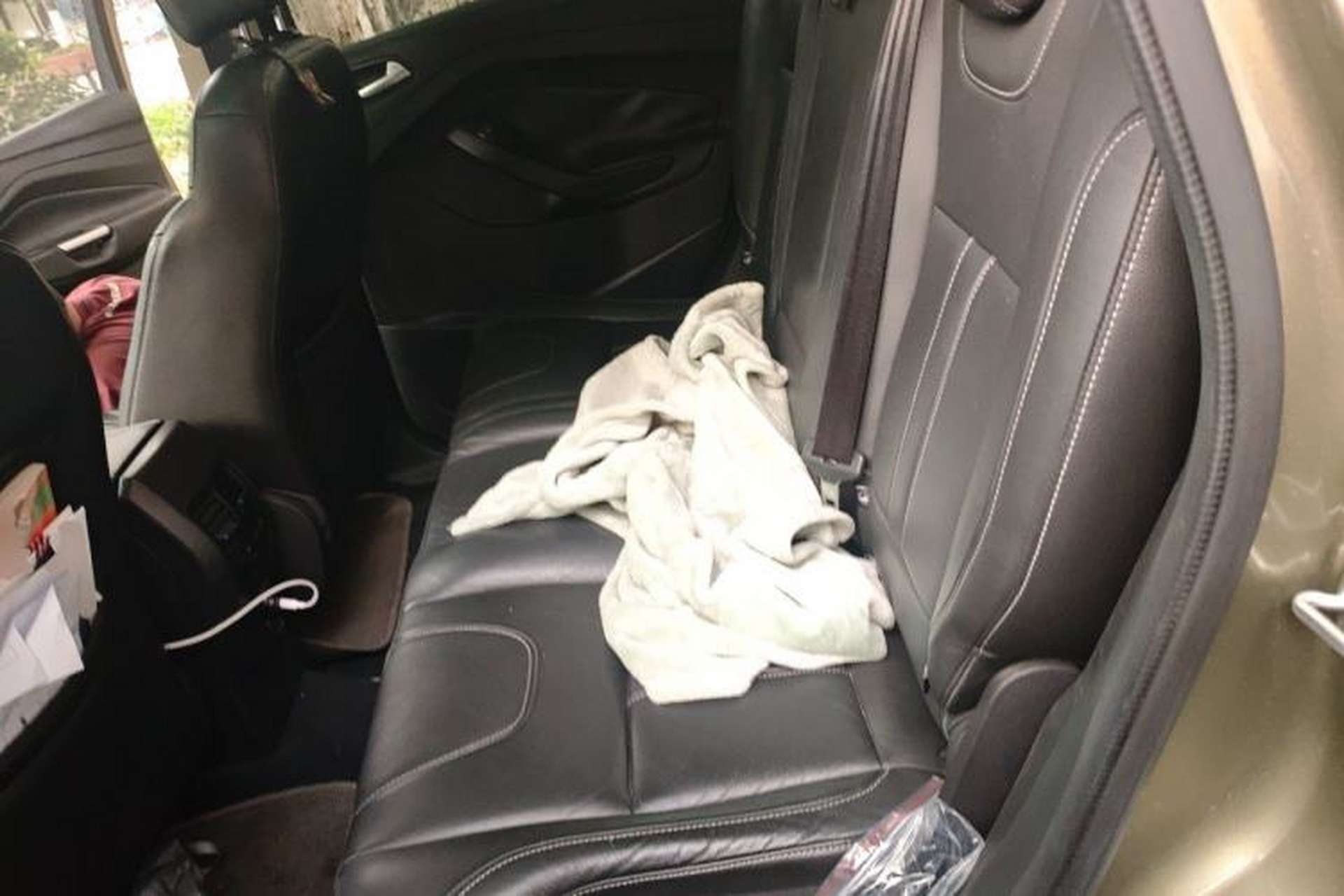 Used Ford Kuga 2013 2.0L GTDi Four-Wheel-Drive Sport Model Left Rear Seat