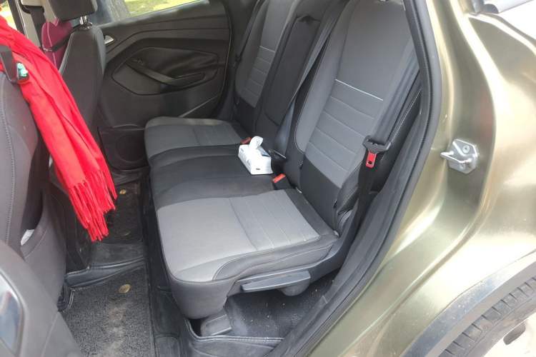 Used Ford Kuga 2013 1.6L GTDi Two-Wheel-Drive Comfort Model Left Rear Seat