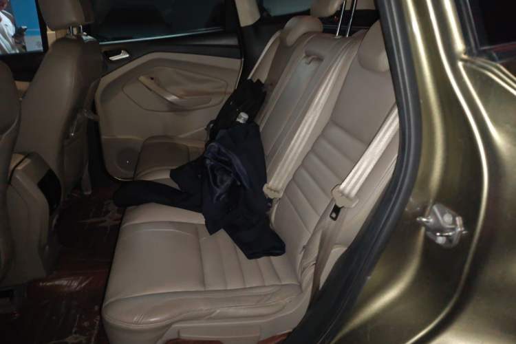 Used Ford Kuga 2013 2.0L GTDi Four-Wheel Drive Premium Model Left Rear Seat