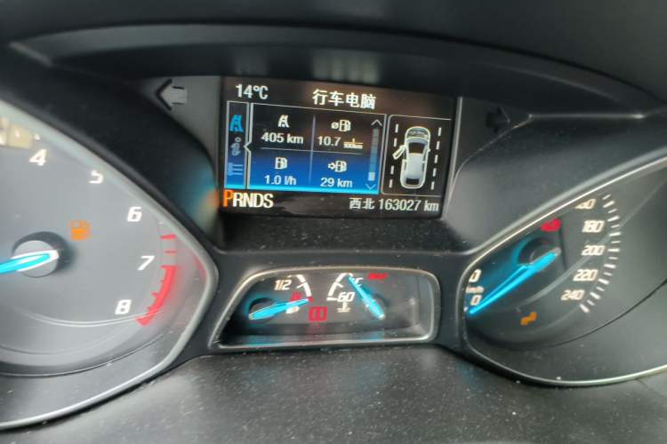 Used Ford Kuga 2013 2.0L GTDi Four-Wheel Drive Premium Model Odometer Close Up