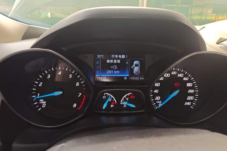 Used Ford Kuga 2013 1.6L GTDi 4x4 Elite Model Odometer Close Up