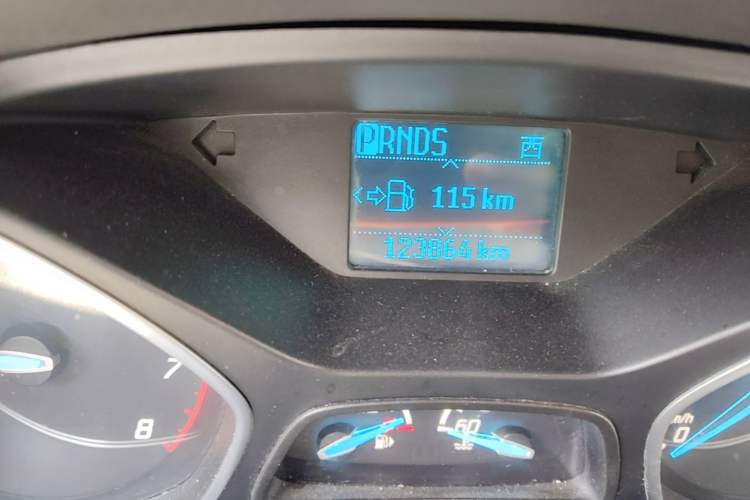 Used Ford Kuga 2013 1.6L GTDi Two-Wheel-Drive Trend Model Odometer Close Up