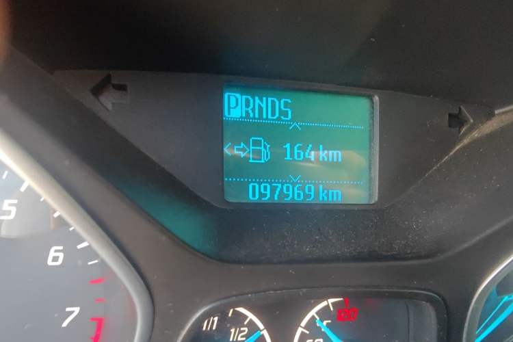 Used Ford Kuga 2013 1.6L GTDi Two-Wheel-Drive Comfort Model Odometer Close Up