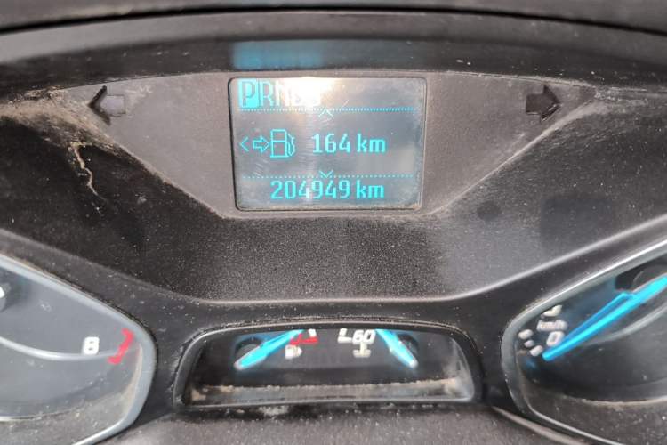 Used Ford Kuga 2013 1.6L GTDi Two-Wheel-Drive Comfort Model Odometer Close Up