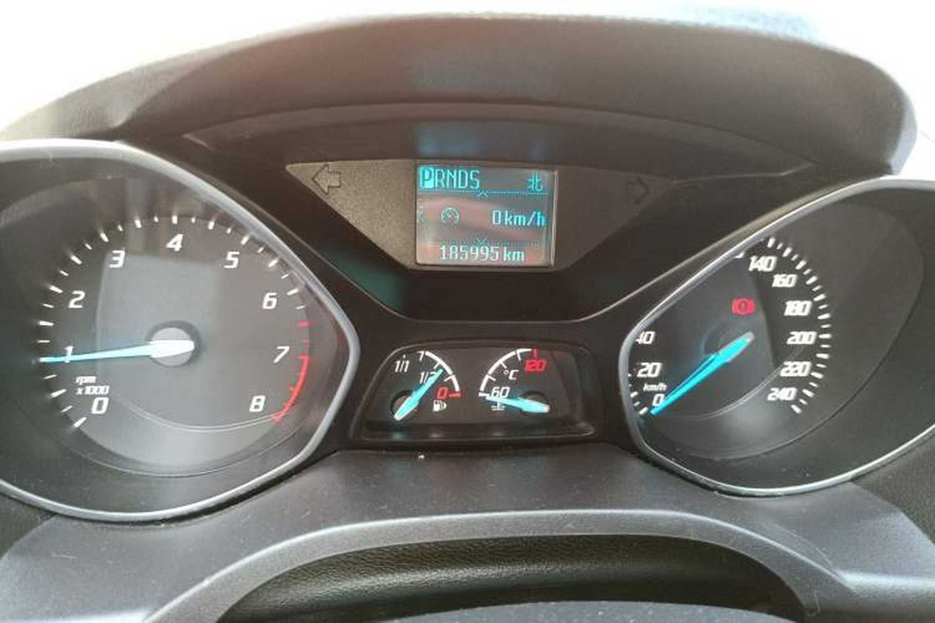 Used Ford Kuga 2013 1.6L GTDi Two-Wheel-Drive Trend Model Odometer Close Up