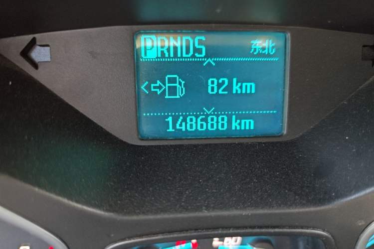 Used Ford Kuga 2013 1.6L GTDi Two-Wheel-Drive Trend Model Odometer Close Up