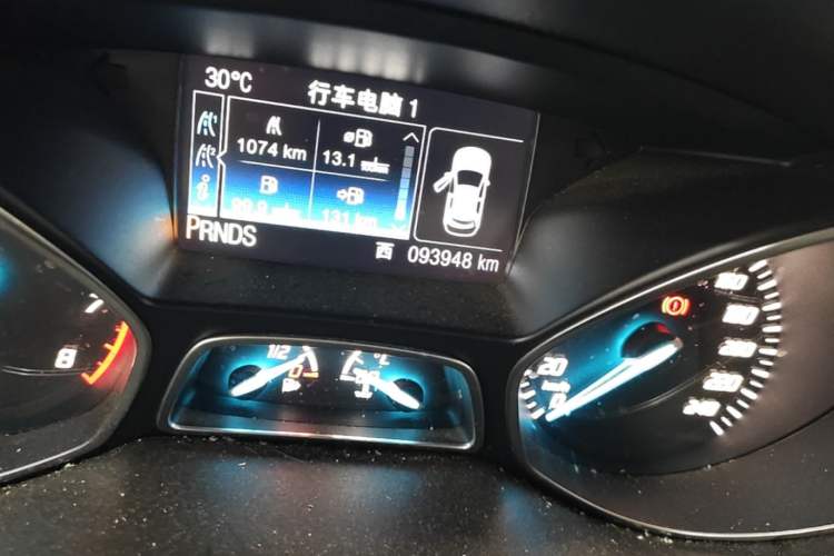 Used Ford Kuga 2013 1.6L GTDi 4x4 Elite Model Odometer Close Up