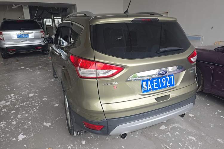 Used Ford Kuga 2013 2.0L GTDi Four-Wheel-Drive Sport Model Rear Left 45 Deg