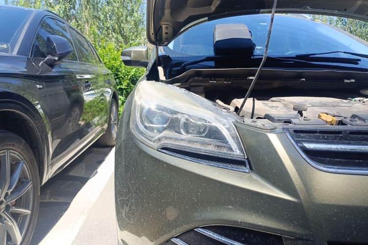 Used Ford Kuga 2013 1.6L GTDi 4x4 Elite Model Right Front Headlight