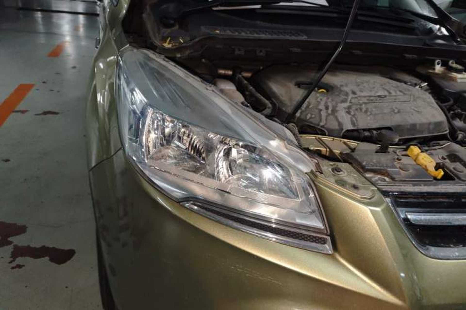 Used Ford Kuga 2013 1.6L GTDi 4x4 Elite Model Right Front Headlight