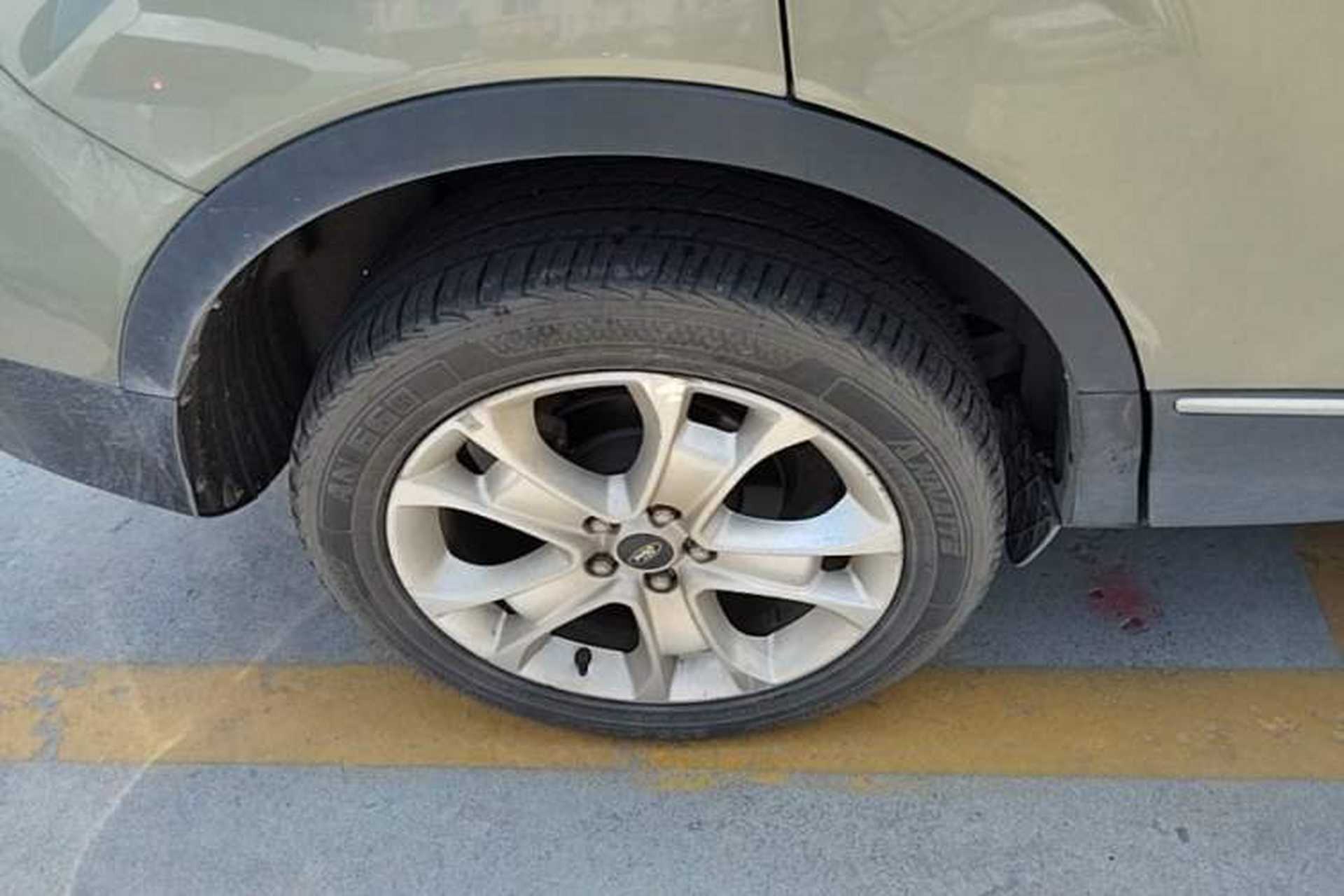 Used Ford Kuga 2013 2.0L GTDi Four-Wheel-Drive Sport Model Right Rear Wheel Hub