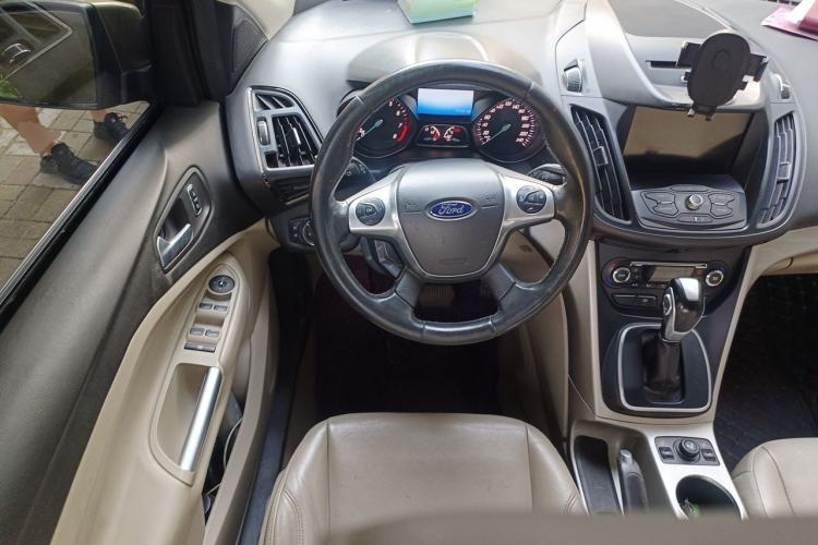 Used Ford Kuga 2013 1.6L GTDi 4x4 Elite Model Steering Wheel