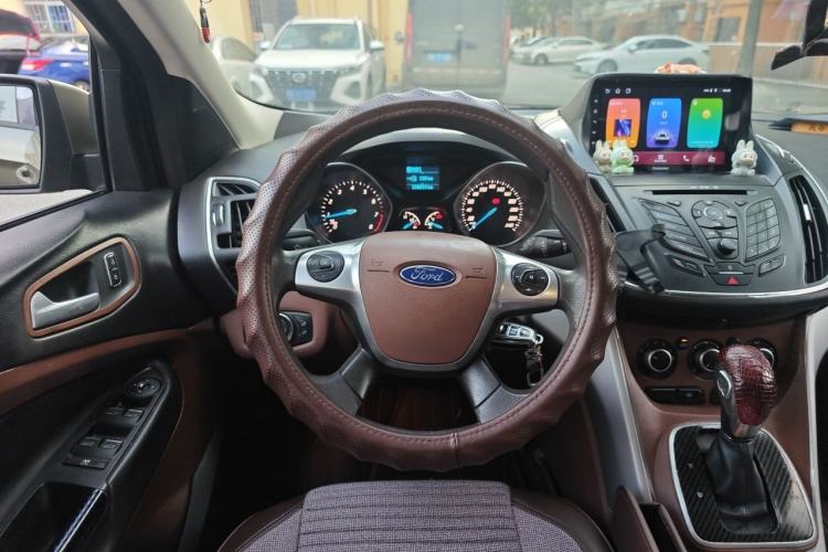 Used Ford Kuga 2013 1.6L GTDi Two-Wheel-Drive Comfort Model Steering Wheel