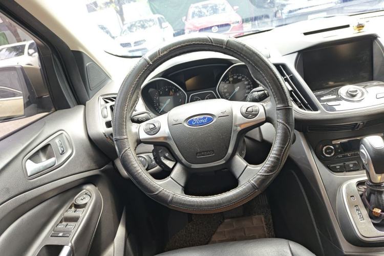 Used Ford Kuga 2013 2.0L GTDi Four-Wheel Drive Premium Model Steering Wheel