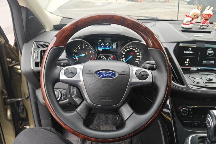 Used Ford Kuga 2013 2.0L GTDi Four-Wheel Drive Premium Model Steering Wheel