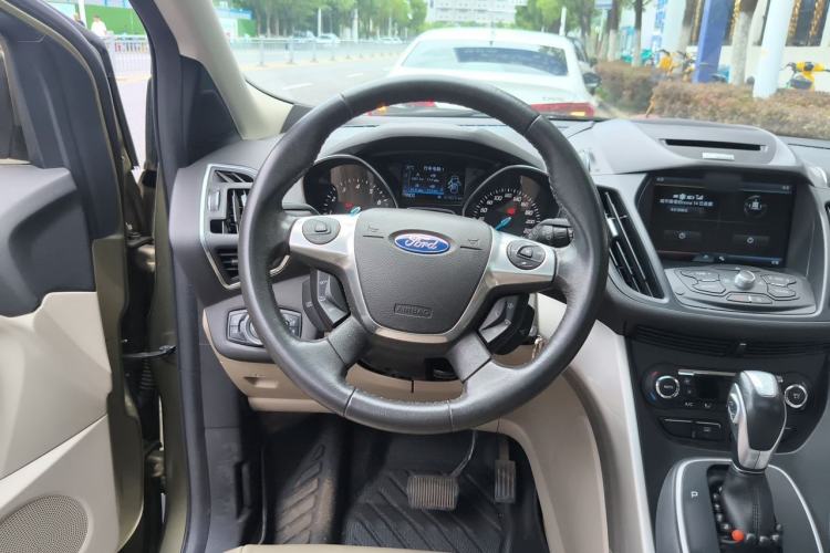 Used Ford Kuga 2013 1.6L GTDi 4x4 Elite Model Steering Wheel