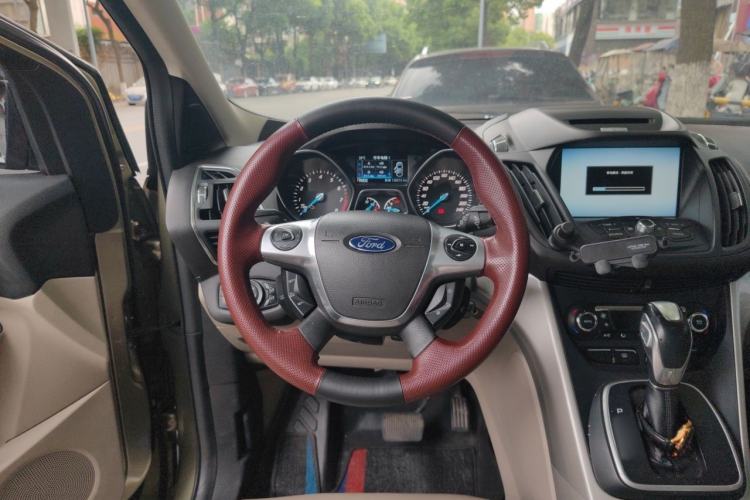 Used Ford Kuga 2013 1.6L GTDi 4x4 Elite Model Steering Wheel