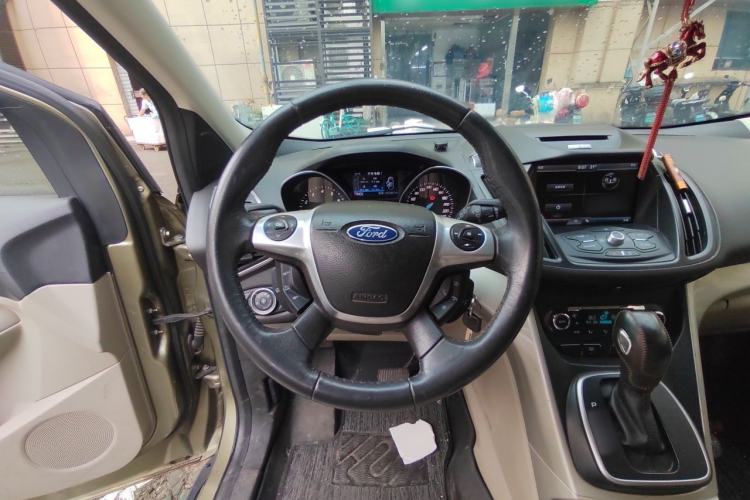 Used Ford Kuga 2013 1.6L GTDi 4x4 Elite Model Steering Wheel