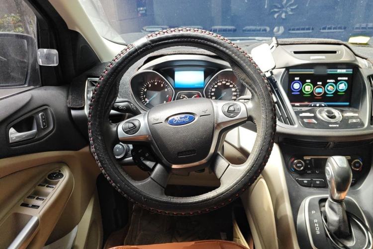Used Ford Kuga 2013 2.0L GTDi Four-Wheel Drive Premium Model Steering Wheel