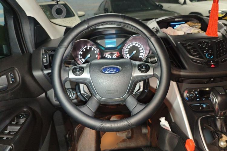 Used Ford Kuga 2013 1.6L GTDi Two-Wheel-Drive Trend Model Steering Wheel
